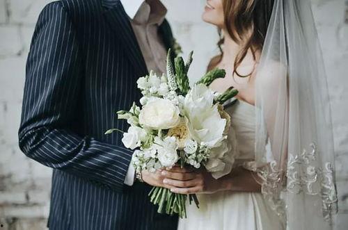 新婚之夜吃瓜,揭秘浪漫开端的甜蜜瞬间