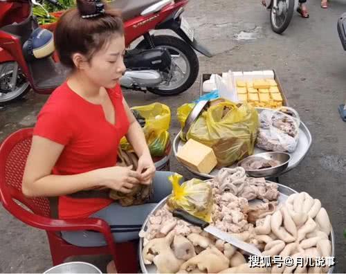 街边的吃瓜大妈图片,揭秘市井生活百态
